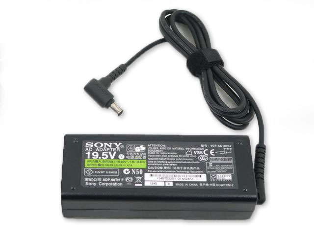 Блок питания для ноутбука Sony (6.0 мм, 4.4 мм, 19.5 V, 4.7 А), новый