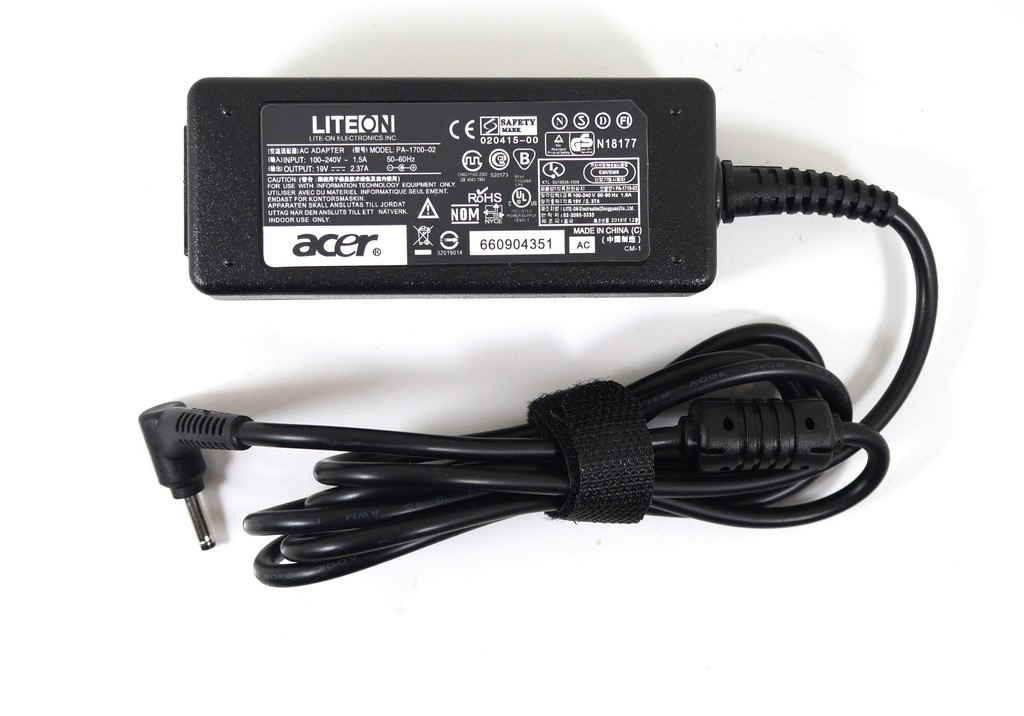 Блок питания для ноутбука Acer (3.0 мм, 1.1 мм, 19 V, 2.37 А), тонкий